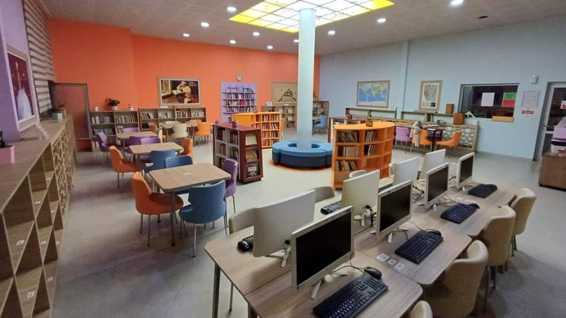 Ankara Atatürk Lisesi Kütüphane Kitap Listeleri